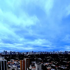 Luxxor Premiere Faria Lima - On The Sky Line - King Duplex Studio Veranda - Executive Class - Red Velvet Edition 5*, São Paulo Brasil